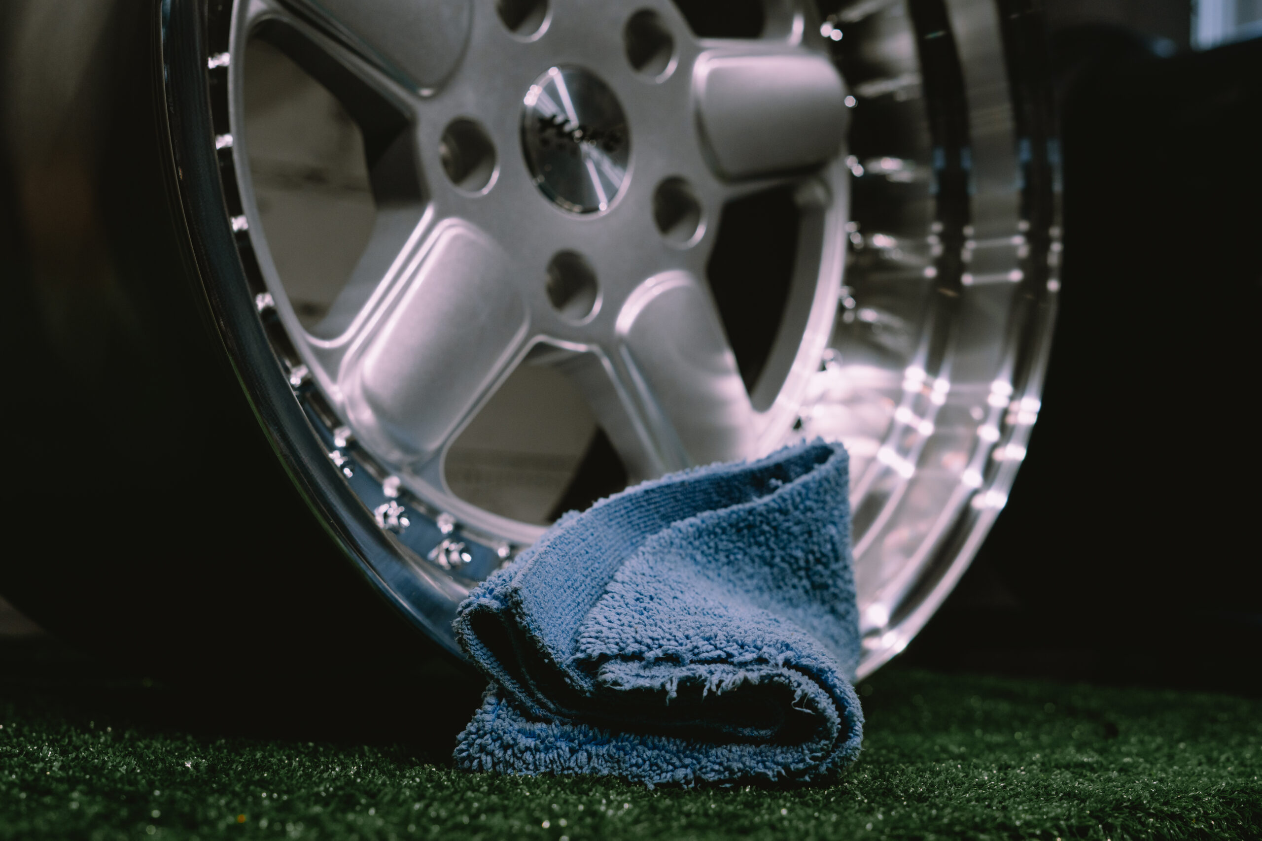 Maintenance Tips to Keep Your Custom Wheels Looking Brand New