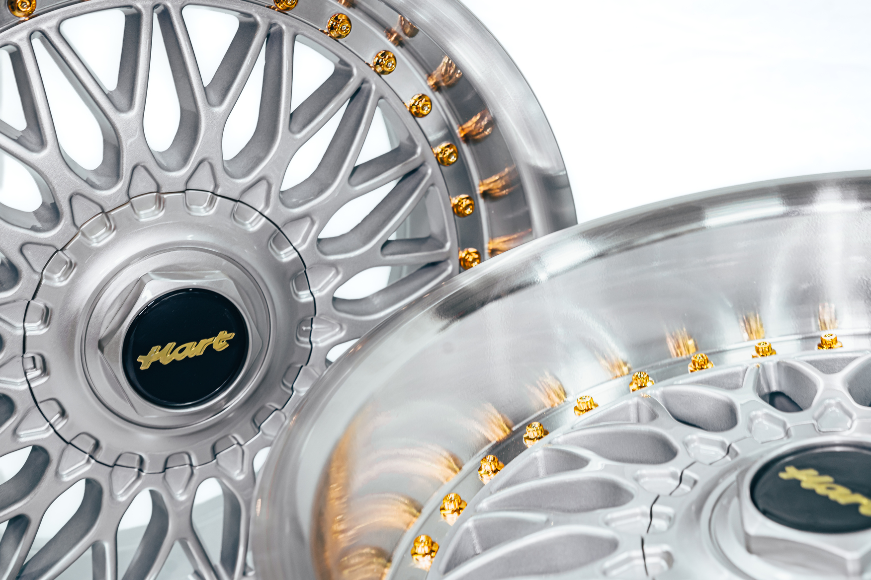 HART HR86 R17, 4X100/4X108, 2 Widths, 4 Colors