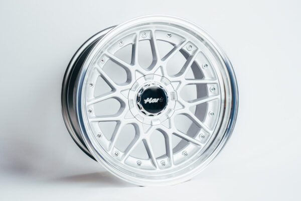 HART HR83, R18, 5X114.3/120, 2 Widths, 2 Colors